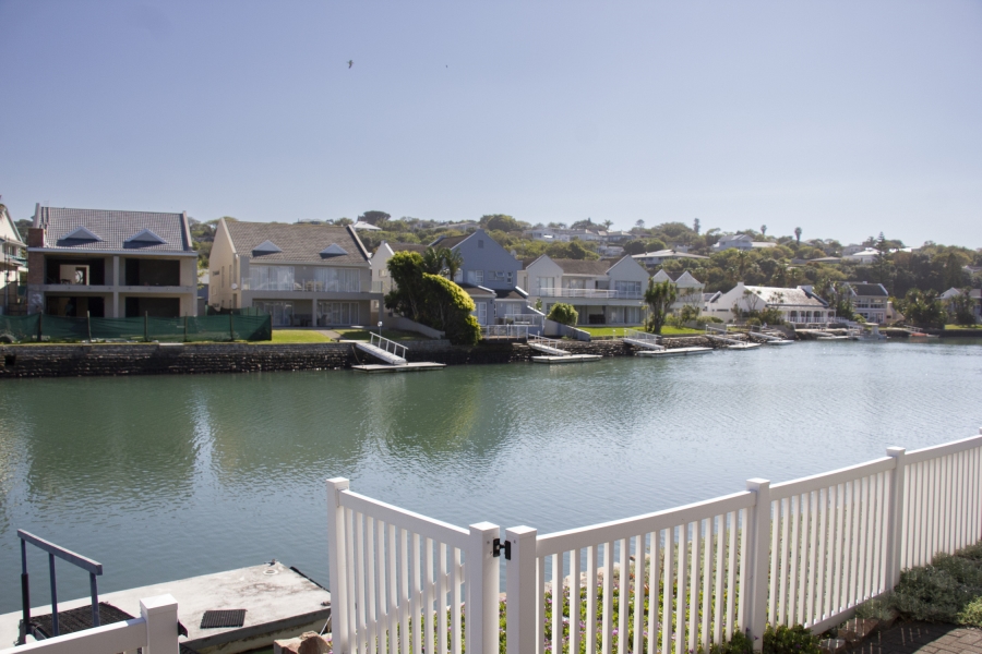 4 Bedroom Property for Sale in Royal Alfred Marina Eastern Cape